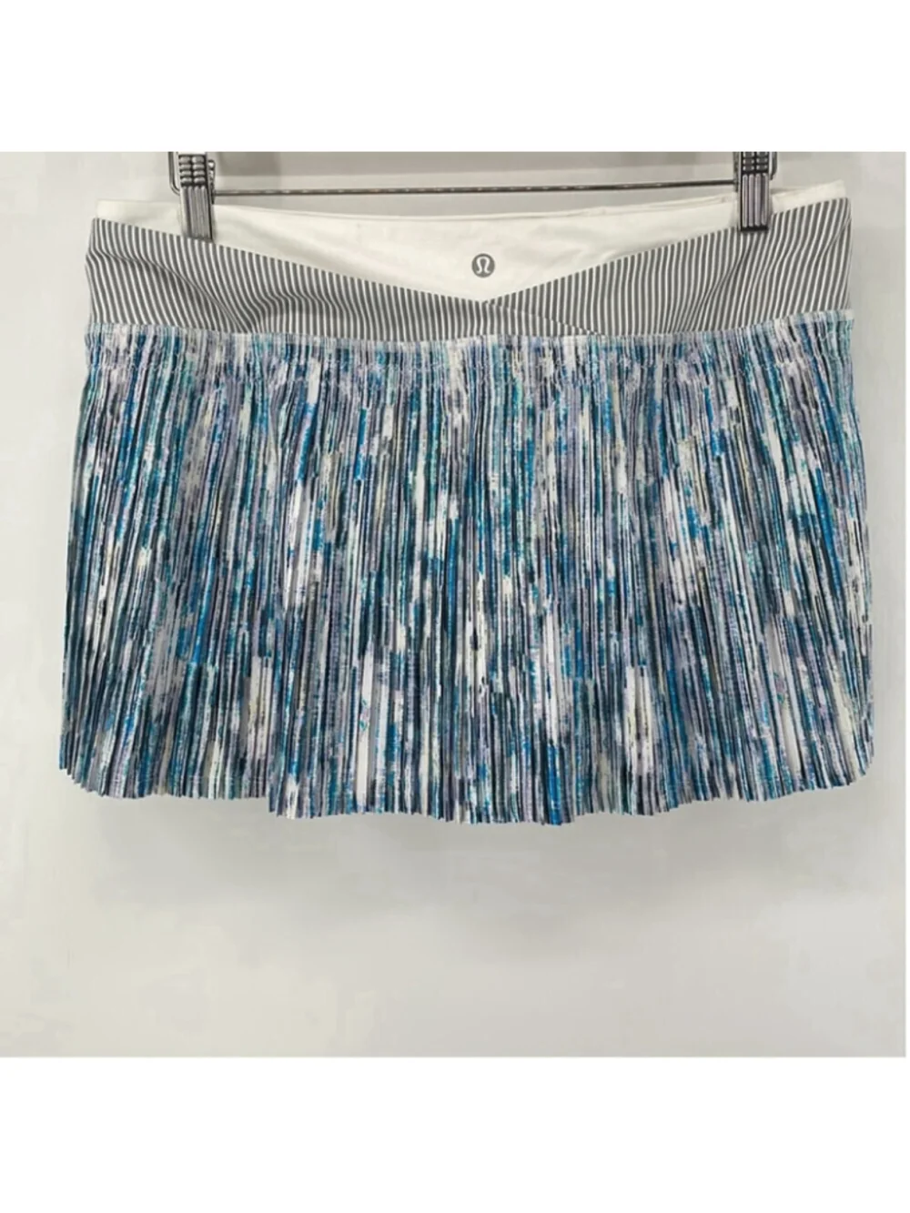 Lululemon Time To Shine Skirt tennis skirt skort Blurry Stripe Battleship sz 10